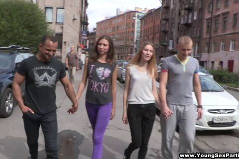 Русская хочет денег за секс